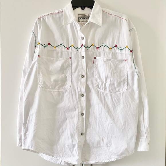 Vintage Levi’s Western Embroidered Button Down Shirt - Picture 2 of 10